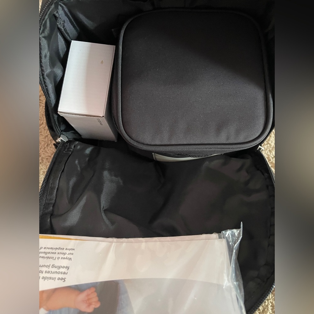 Medela Pump In Style Advanced – great condition - Picture 5 of 9